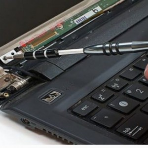 Mantenimiento general de Laptop  cambio de Pasta termica limpieza en general 