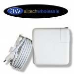 Adaptador de Corriente mas Cable Apple 61W USB-C PMRW22LL para  MacBook Pro & Air