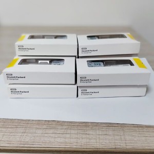 Transceiver HP X132 J9150A  puerto LC en SFP+, velocidad de transferencia 10 Gbps.